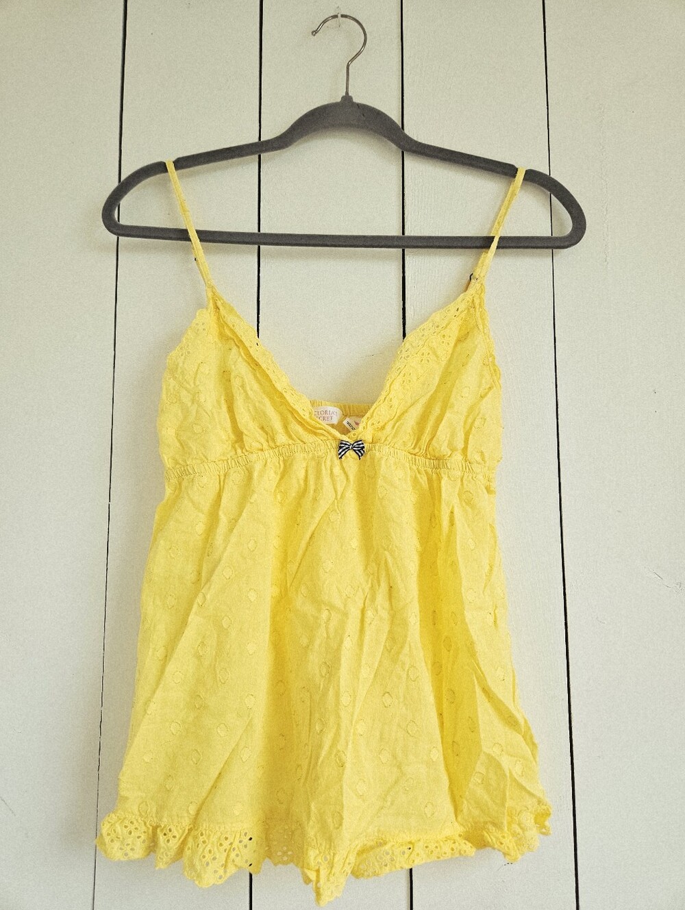 Vintage 2000's Victoria Secret Babydoll Tank Size M Yellow Cami Top Y2K